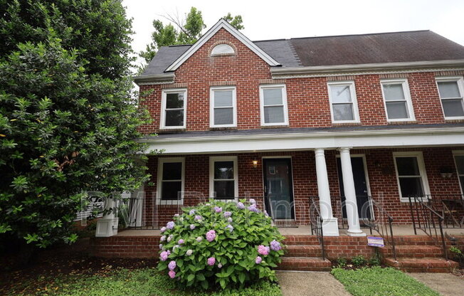 1423 LAKEVIEW AVE