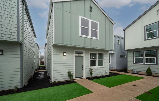 2 beds, 2.5 baths, 1,080 sqft, $2,199, Unit 2810