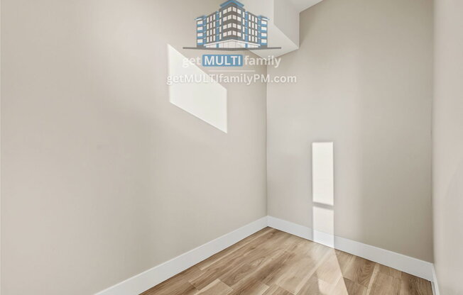 3 beds, 2.5 baths, 1,683 sqft, $2,850