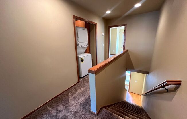 2 beds, 2.5 baths, $1,900