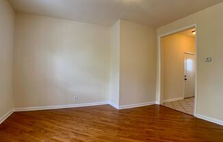 2 beds, 1 bath, $1,250, Unit 3340 - #2