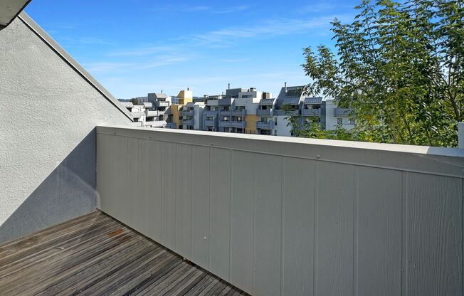 Waterfront Living in the Heart of Jack London Square