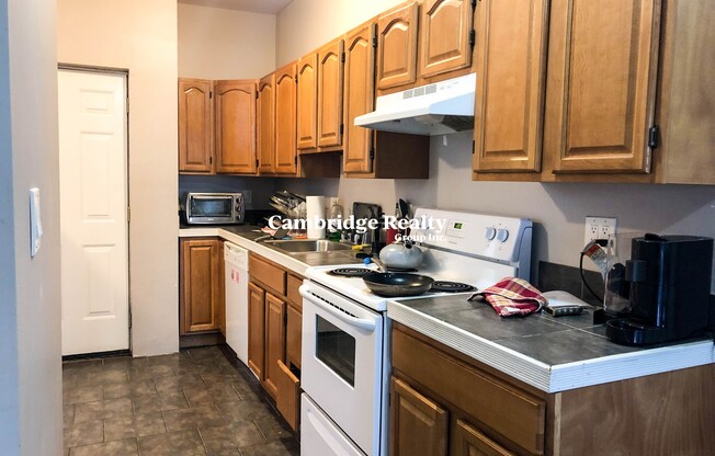 1056 COMMONWEALTH AVE