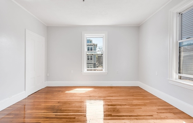 78 DIX ST