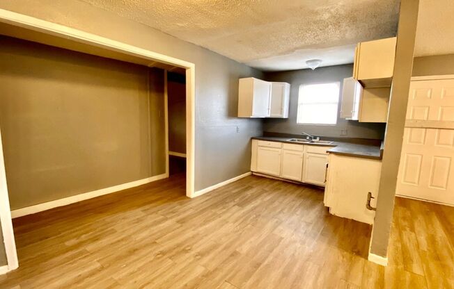 $0 First Month's Rent / $0 Deposit at Move-in