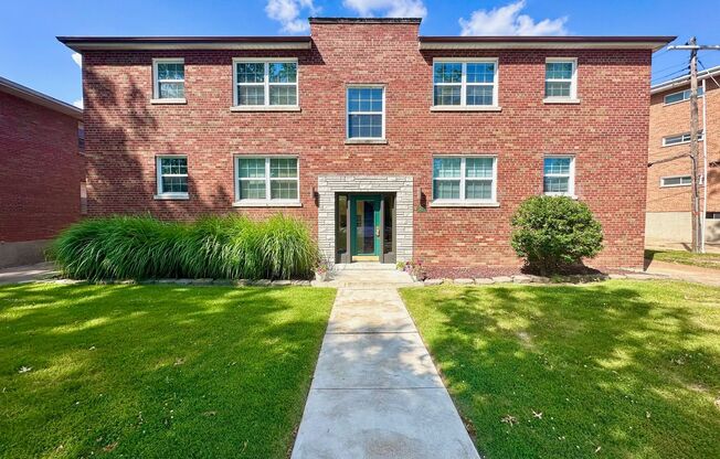 5821 Sunshine Avenue