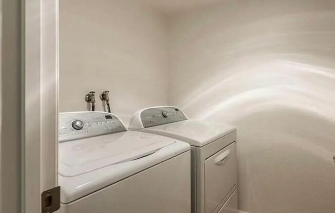 Beautiful 2-Bedroom Condo with Serene Water Views and Modern Amenities