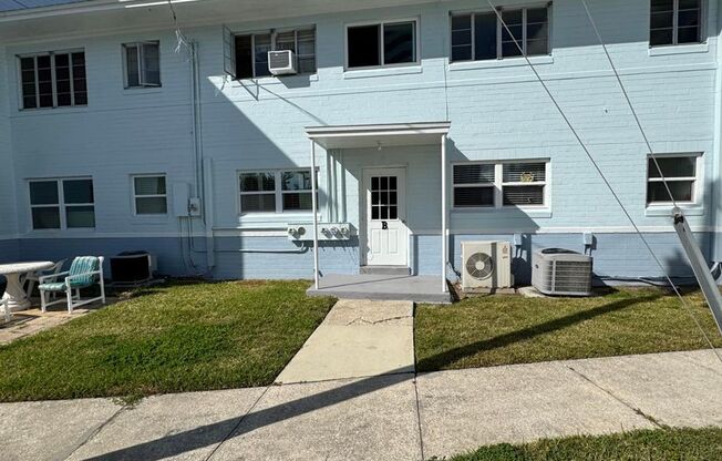2/1 Condo in Daytona Beach