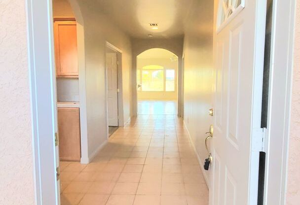 3 beds, 2 baths, 1,732 sqft, $1,800, Unit Unit A