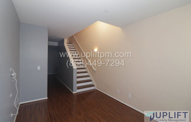 4300 Newton Avenue #32