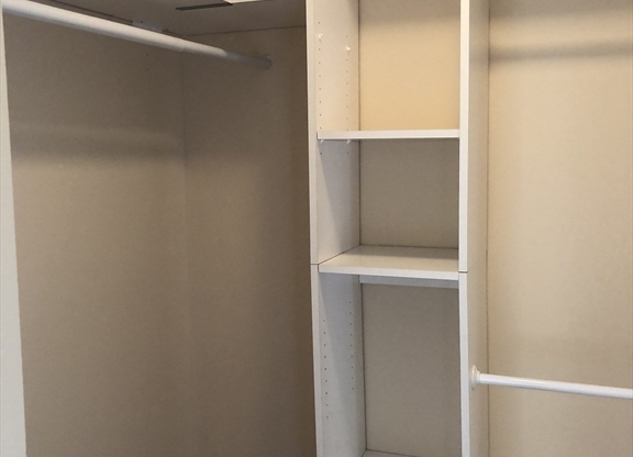 1 bed, 1 bath, 644 sqft, $2,000, Unit 519