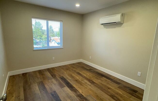 New ADU style apartment  in NE Bend