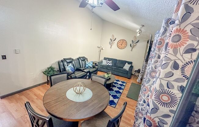 2 beds, 2 baths, $2,500