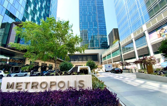 Studio, 1 bath, 480 sqft, $2,450, Unit 1105