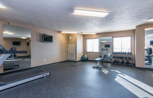 1 bed, 1 bath, 677 sqft, $1,250, Unit 302