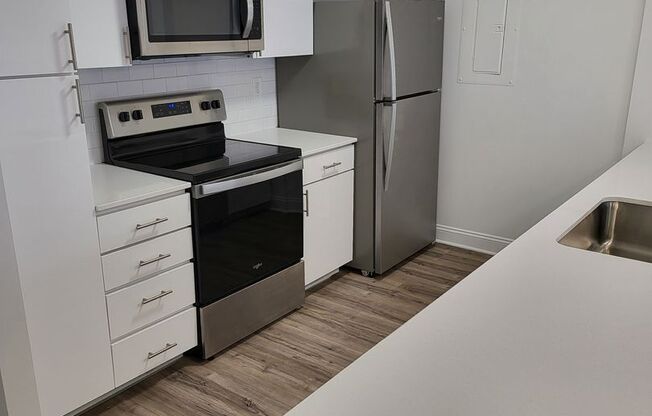 1 bed, 1 bath, 993 sqft, $2,250, Unit 1408