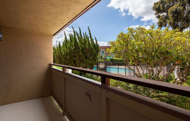 1 bed, 1 bath, 704 sqft, $1,895, Unit B-25