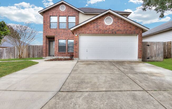 Updated Silverbrook Residence Near Medical Center & 151 Corridor