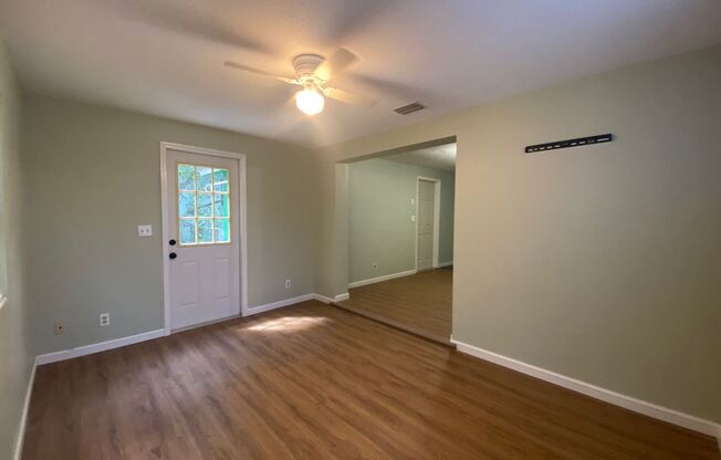 2 beds, 1 bath, $1,700