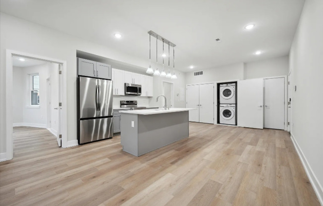 701 N 40 ST