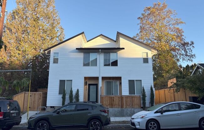 Modern SE Mill St Townhomes