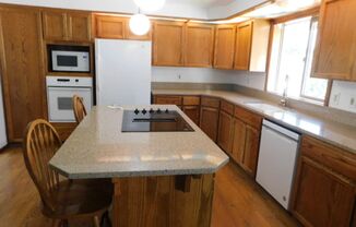 3 beds, 2 baths, $2,495