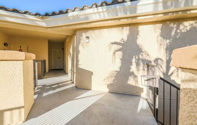 Two Bedroom Condo in Guard Gated Vistana