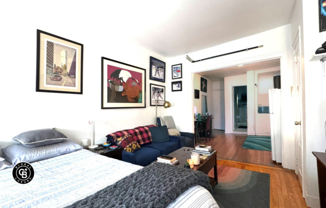 416 W 47 ST