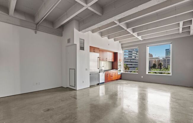 1 bed, 1 bath, 840 sqft, $2,600, Unit 410