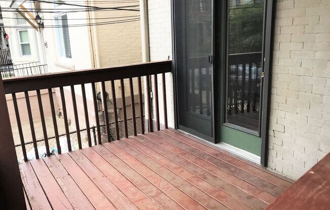 2 beds, 1 bath, $1,695, Unit 1