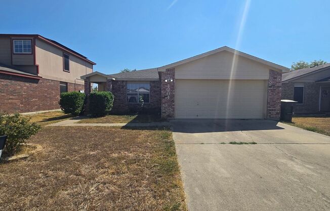 3 beds, 2 baths, $1,600