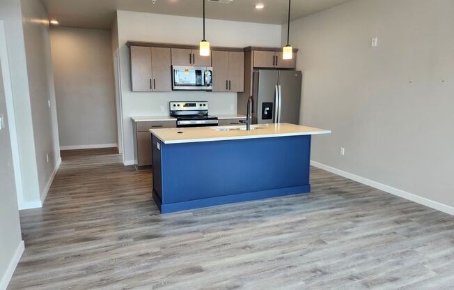2 beds, 1 bath, 966 sqft, $1,500, Unit 201