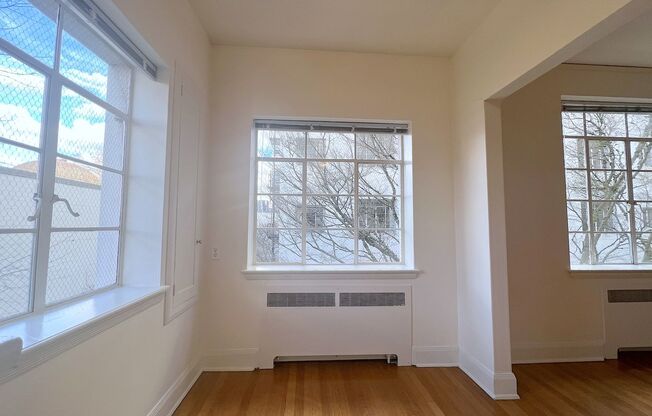 REGENT APARTMENTS (REG01)