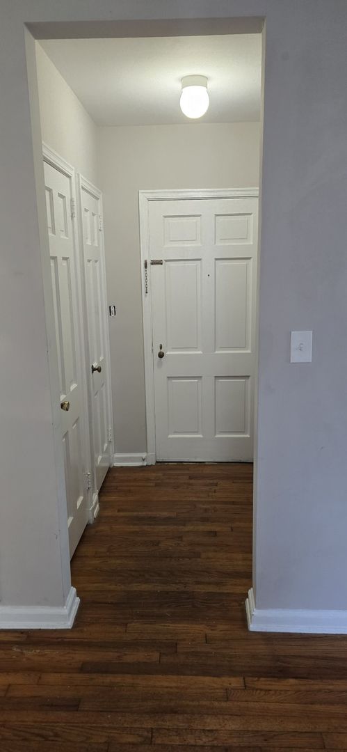 1 bed, 1 bath, $925, Unit 4A