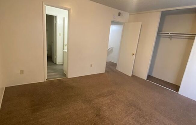 2 beds, 2 baths, $1,195, Unit 1948