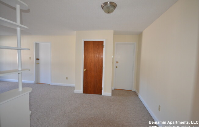 3 Brattle Dr.