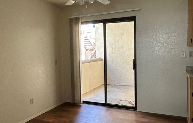 2 beds, 2 baths, 900 sqft, $2,200, Unit 73