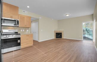 2 beds, 2 baths, 894 sqft, $1,599, Unit 144-36202