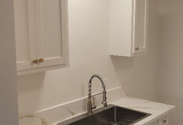 REDONDO BEACH APTS