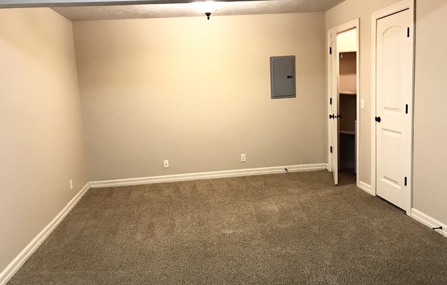 1 bed, 1 bath, 1,000 sqft, $1,295, Unit Unit 02 A1000