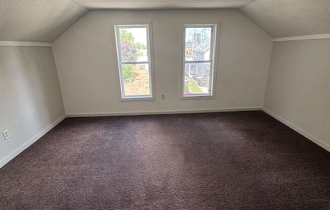 327 BRANDRIFF ST