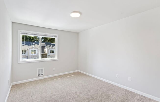 2 beds, 1 bath, 830 sqft, $2,300, Unit A102