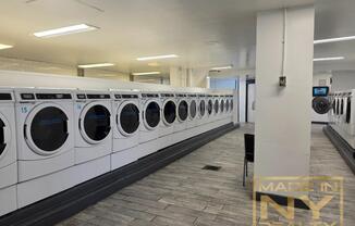 1 bed, 1 bath, 560 sqft, $3,200, Unit D22D