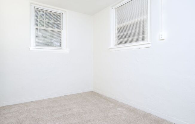 2 beds, 1 bath, 800 sqft, $1,225, Unit 12-C3