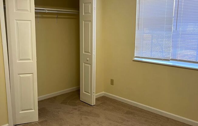 1 bed, 1 bath, 750 sqft, $1,275, Unit 626-1 B