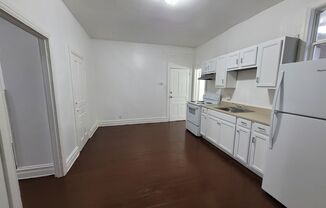 Studio, 1 bath, $760, Unit APARTMENT 2