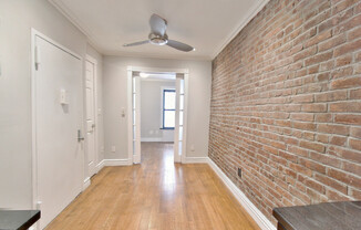 345 W 53rd St #B