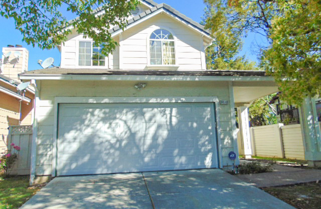 Forest Park/Ardenwood area home in Fremont