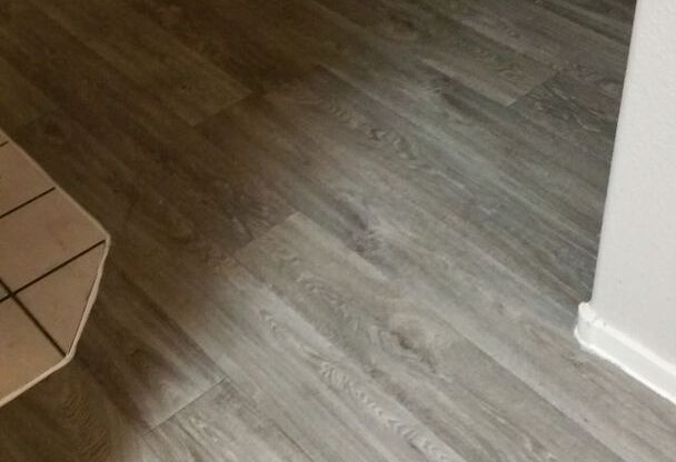 3 BDRM 2.5 BATH GATED TOWNHOME