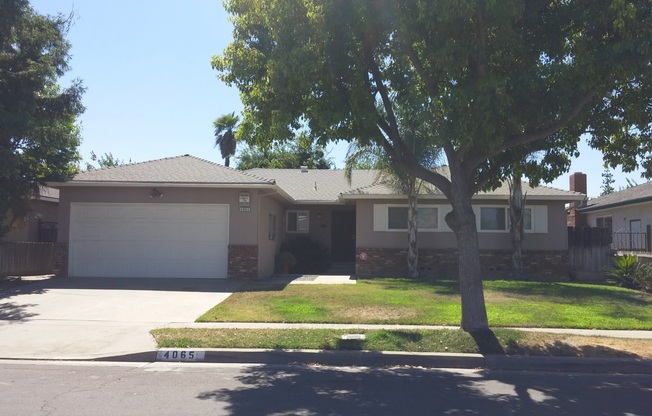 3 beds, 2 baths, $2,095